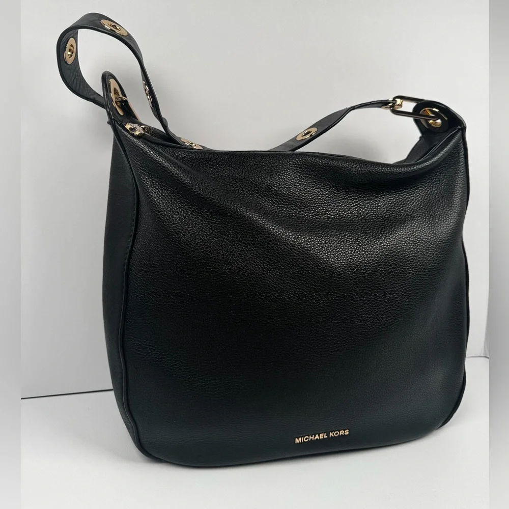 Michael Kors Raven Large Leather Shoulder Bag Black